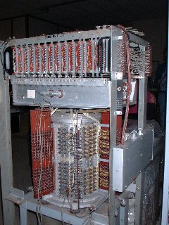AC10.jpg (28661 bytes)